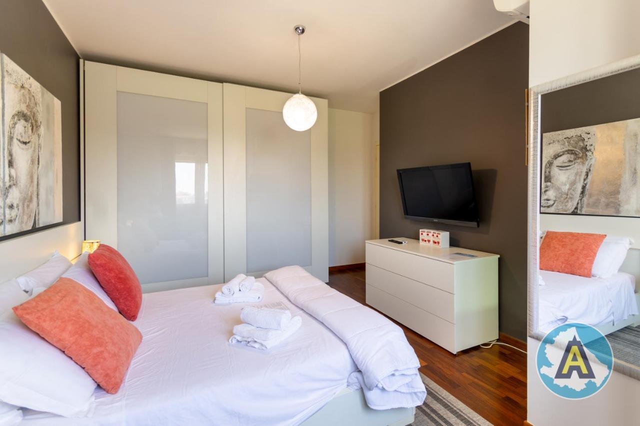 Moderno Appartamento A Montesilvano 54A Екстериор снимка