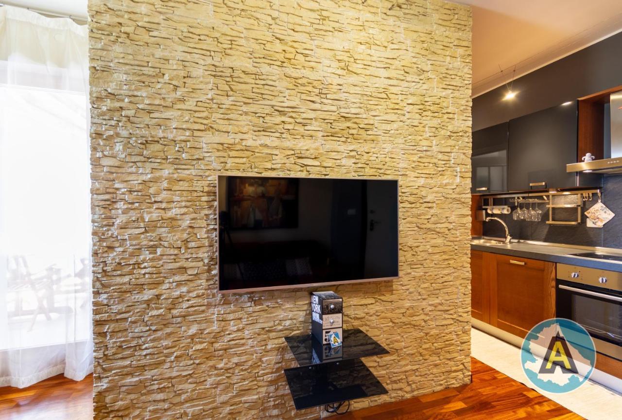 Moderno Appartamento A Montesilvano 54A Екстериор снимка